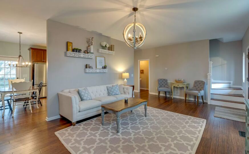 three bedroom suburban house for sale in Nashville, Tenn.